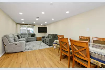 8037 McVicker Avenue, Burbank, IL 60459 - Photo 14