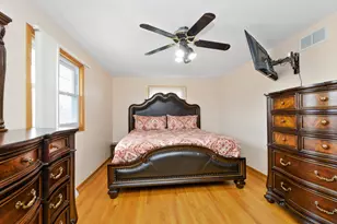 8037 McVicker Ave, Burbank, IL 60459 - Photo 8