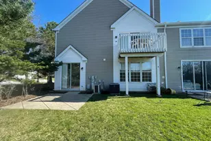51 Arboretum Dr, Lombard, IL 60148 - Photo 14