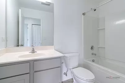 667 Hickory Street, Mundelein, IL 60060 - Photo 18