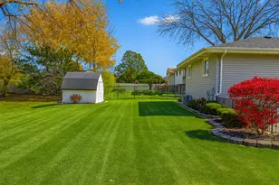 8226 Bob O Link Rd, Orland Park, IL 60462 - Photo 4