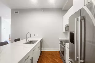 850 N Lake Shore Dr, Chicago, IL 60611 - Photo 12