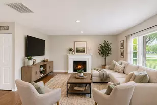 111 S Bartlett Rd, Streamwood, IL 60107 - Photo 2