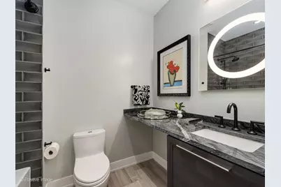 676 N Kingsbury Street #104, Chicago, IL 60654 - Photo 22