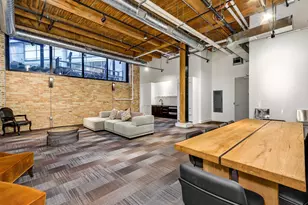 676 N Kingsbury St, Chicago, IL 60654 - Photo 32