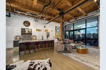 676 N Kingsbury Street #104, Chicago, IL 60654 - Photo 4