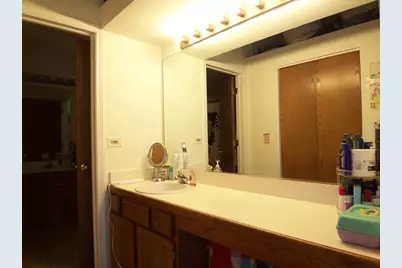 1069 Talbots Lane #105, Elk Grove Village, IL 60007 - Photo 16