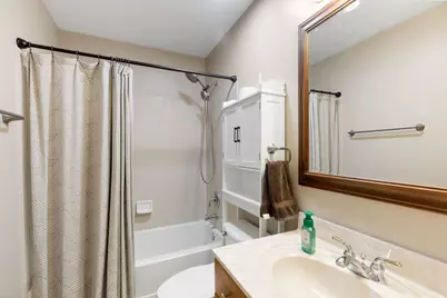 28621 Wagon Trail Road, Lakemoor, IL 60051 - Photo 14