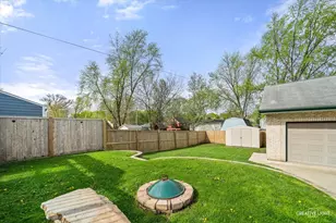 1117 Douglas Ave, Aurora, IL 60505 - Photo 22