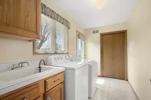 8335 Red Oak Ln, Orland Park, IL 60462 - Photo 26