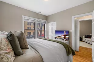 901 W Cornelia Ave, Chicago, IL 60657 - Photo 14