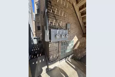 3041 W Fullerton Avenue, Chicago, IL 60647 - Photo 8