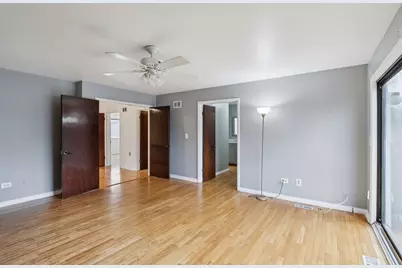 105 W Dover Drive, Mount Prospect, IL 60056 - Photo 18