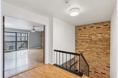 105 W Dover Drive, Mount Prospect, IL 60056 - Photo 14