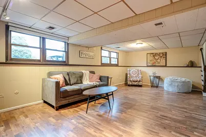 125 S Deerpath Drive, Vernon Hills, IL 60061 - Photo 22