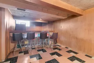 9534 S Sacramento Ave, Evergreen Park, IL 60805 - Photo 8