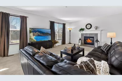 12475 Carver Lane, Huntley, IL 60142 - Photo 2