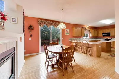 5660 Trinity Court, Gurnee, IL 60031 - Photo 10