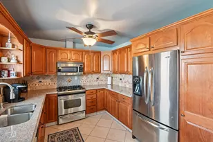 13703 McCabe Dr, Orland Park, IL 60467 - Photo 8