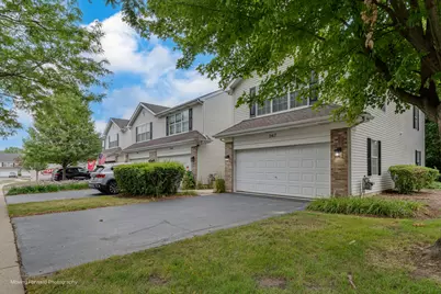 2417 Stoughton Circle #2417, Aurora, IL 60502 - Photo 12