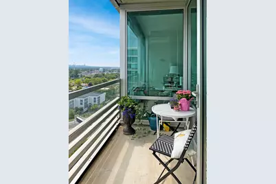 9655 Woods Drive #1509, Skokie, IL 60077 - Photo 10