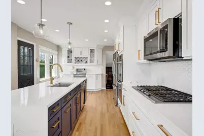 452 E Adams Street, Elmhurst, IL 60126 - Photo 4