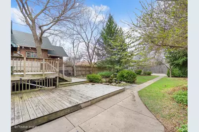 1043 N Grove Avenue, Oak Park, IL 60302 - Photo 22