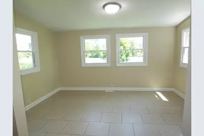 3835 Winston Drive, Hoffman Estates, IL 60192 - Photo 10