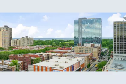 4350 N Broadway Street #1003, Chicago, IL 60613 - Photo 12