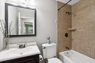 505 S Butterfield Rd, Libertyville, IL 60048 - Photo 20