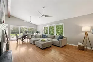 505 S Butterfield Rd, Libertyville, IL 60048 - Photo 12
