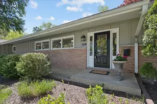505 S Butterfield Rd, Libertyville, IL 60048 - Photo 2