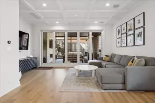 2640 N Bosworth Ave, Chicago, IL 60614 - Photo 14