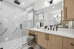 2640 N Bosworth Ave, Chicago, IL 60614 - Photo 24