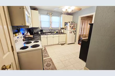 322 Linden Avenue, Centralia, IL 62801 - Photo 22