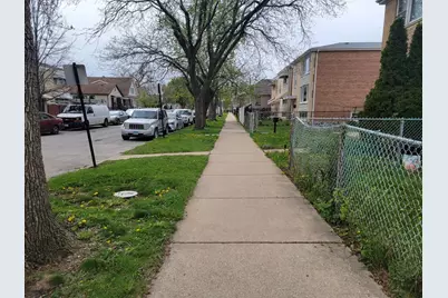 2170 N Moody Avenue, Chicago, IL 60639 - Photo 2