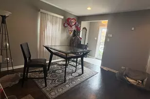 10032 S Calumet Ave, Chicago, IL 60628 - Photo 2