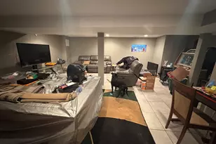 10032 S Calumet Ave, Chicago, IL 60628 - Photo 8