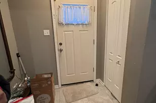 10032 S Calumet Ave, Chicago, IL 60628 - Photo 8