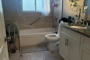 10032 S Calumet Ave, Chicago, IL 60628 - Photo 10