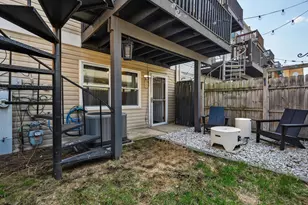 550 W 45th St, Chicago, IL 60609 - Photo 22