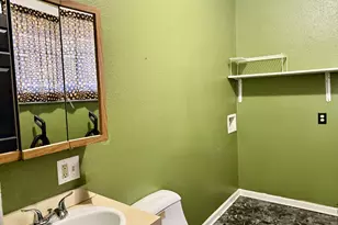 318 E 5th St, Spring Valley, IL 61362 - Photo 16