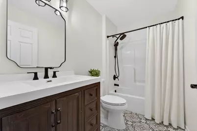 129 S Curtis Street #1121, Lake Geneva, WI 53147 - Photo 10