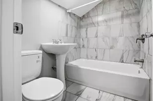 107 N State St, Aurora, IL 60505 - Photo 8