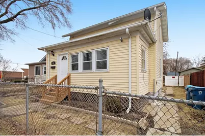 107 N State Street, Aurora, IL 60505 - Photo 2