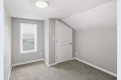 107 N State Street, Aurora, IL 60505 - Photo 14