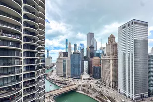 300 N State St, Chicago, IL 60654 - Photo 6