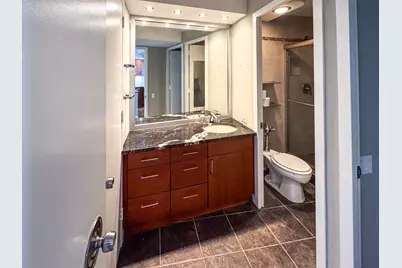 300 N State Street #3008, Chicago, IL 60654 - Photo 14