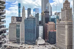 300 N State St, Chicago, IL 60654 - Photo 2