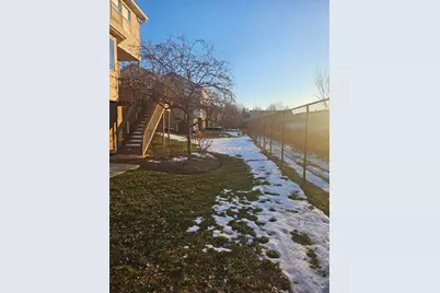 737 W St Johns Place, Addison, IL 60101 - Photo 18